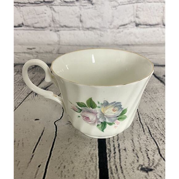 Tea‎ Cup Saucer Fine English Bone China Floral Pink Purpl Roses Allyn Nelson - Picture 6 of 10